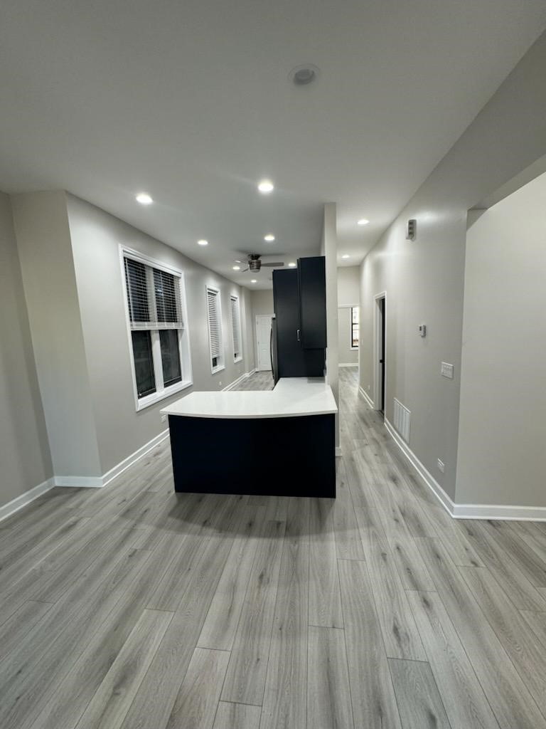 1946 N sheffield Avenue Unit: 1