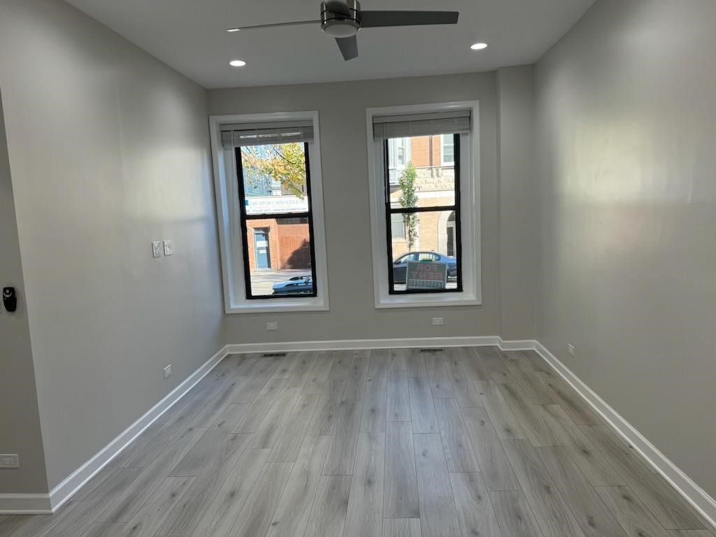 1946 N sheffield Avenue Unit: 1