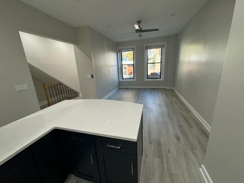 1946 N sheffield Avenue Unit: 1