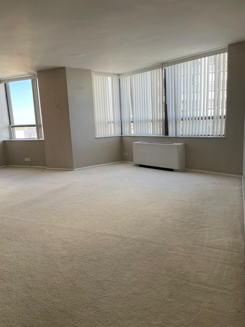 5701 N Sheridan Road Unit: 22R