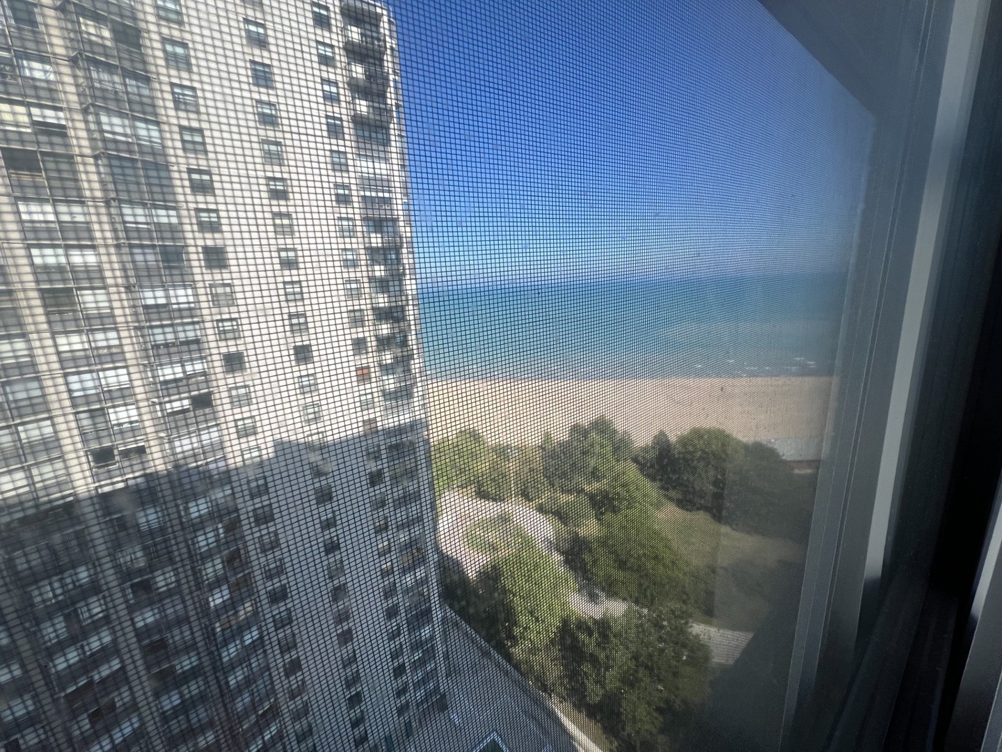 5701 N Sheridan Road Unit: 22R