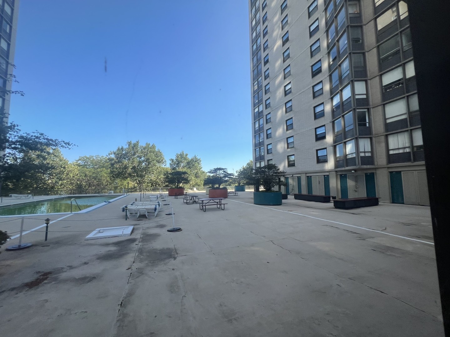 5701 N Sheridan Road Unit: 22R
