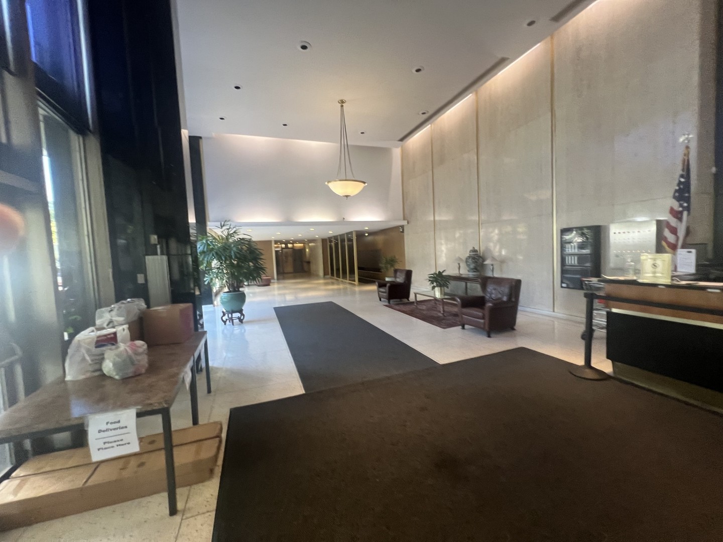 5701 N Sheridan Road Unit: 22R