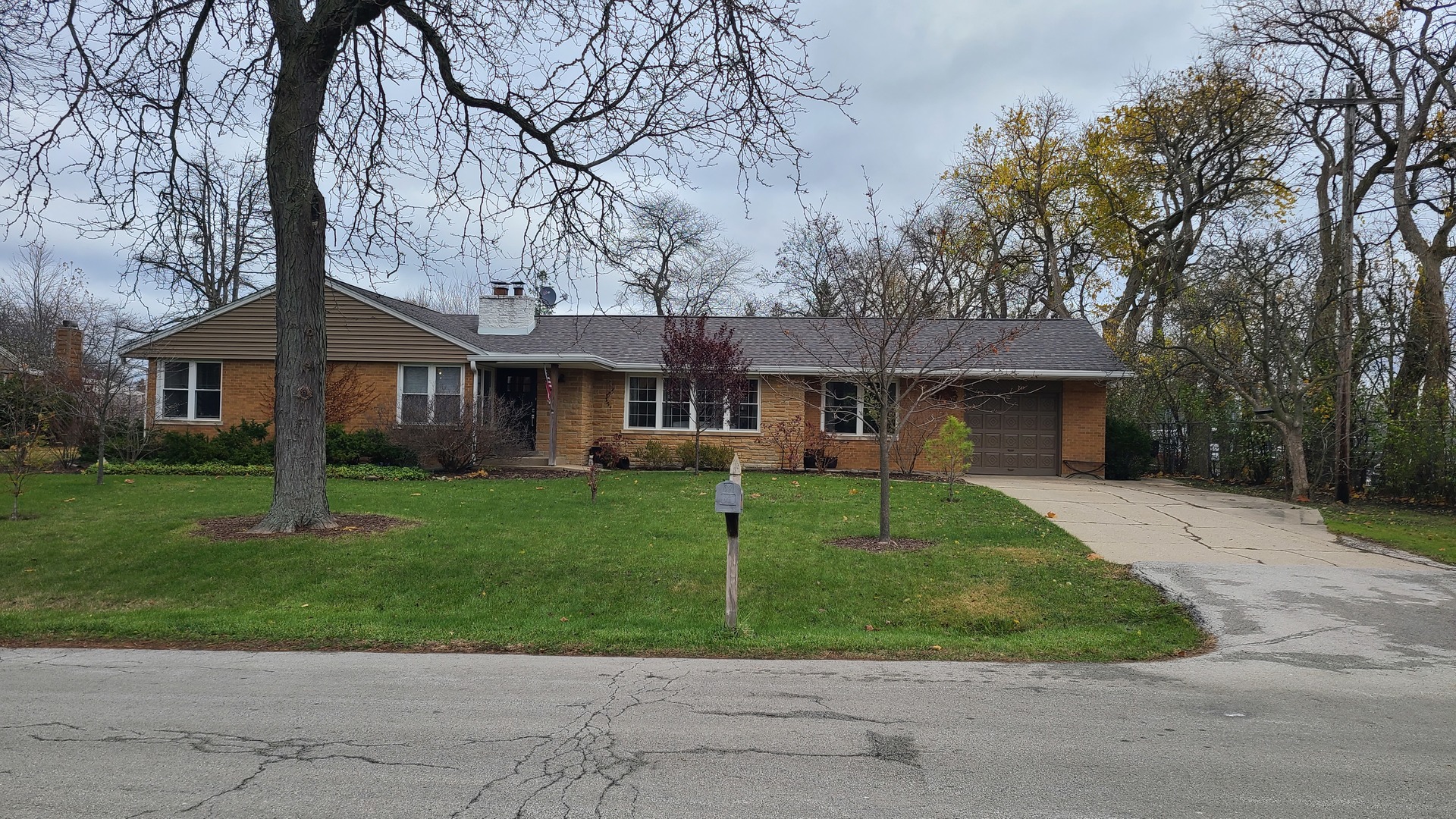 6N655 SPRING Court