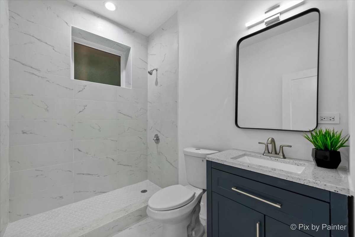 1426 N Talman Avenue Unit: A