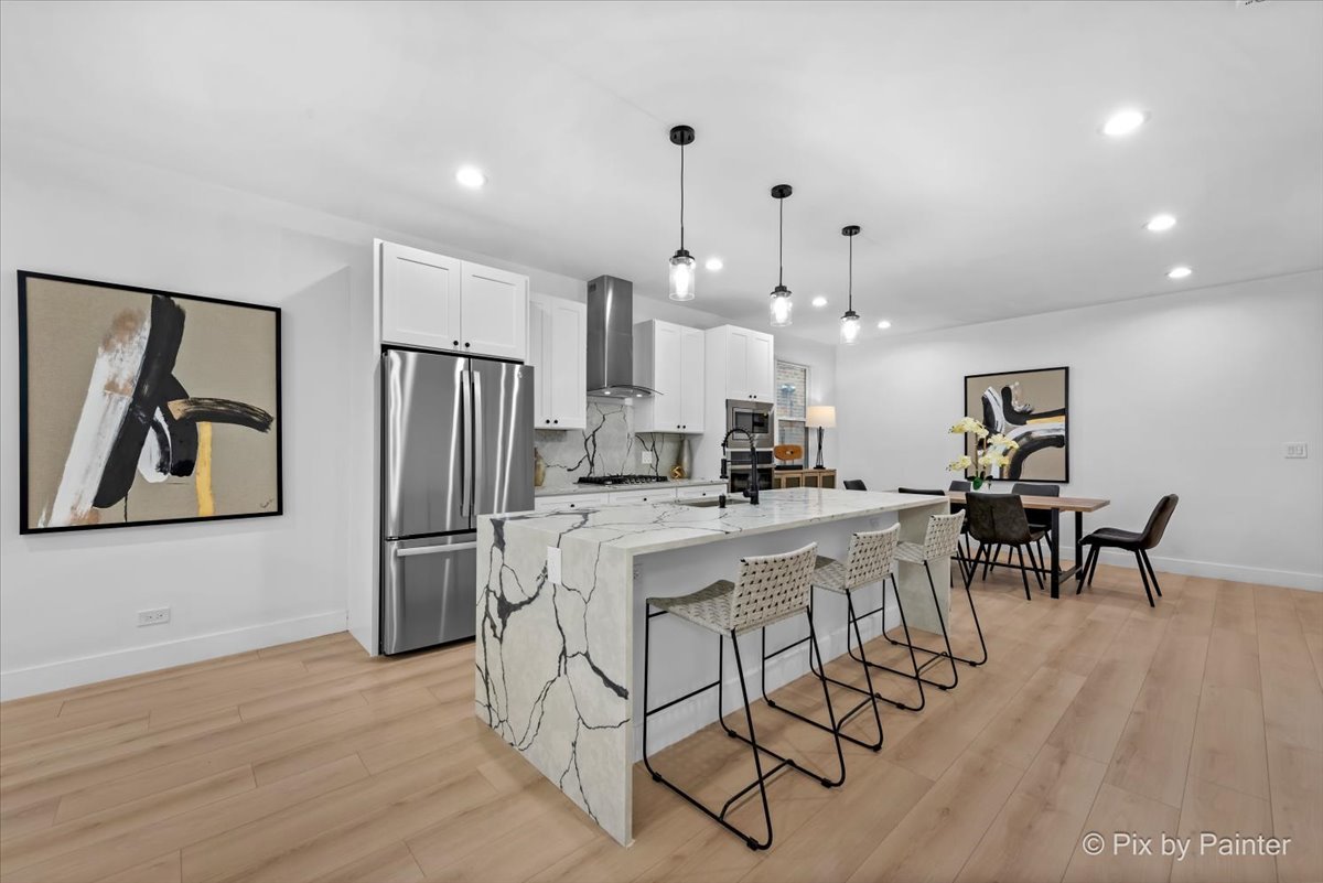 1426 N Talman Avenue Unit: A