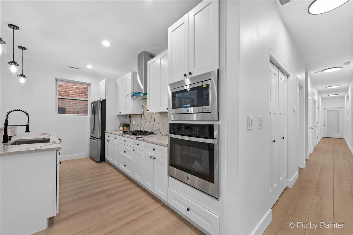 1426 N Talman Avenue Unit: B