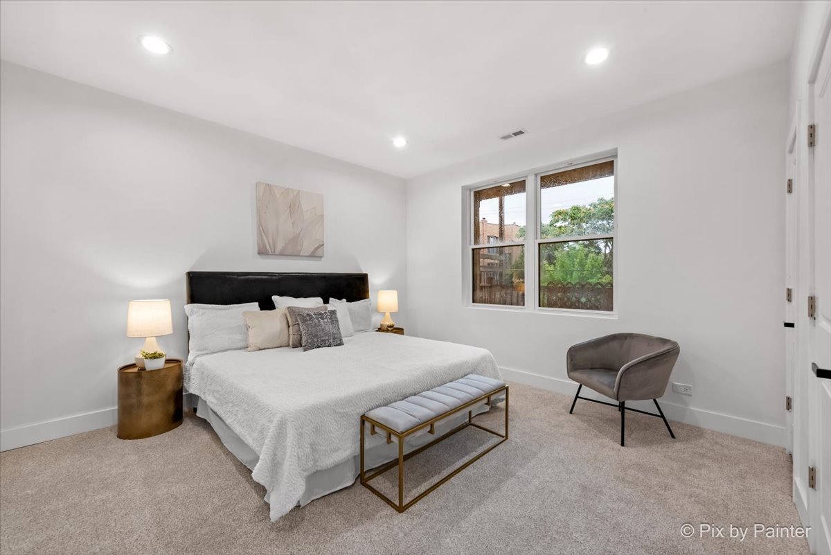 1426 N Talman Avenue Unit: B