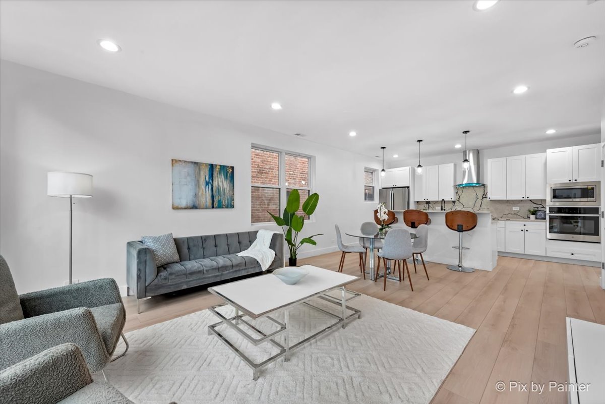 1426 N Talman Avenue Unit: B