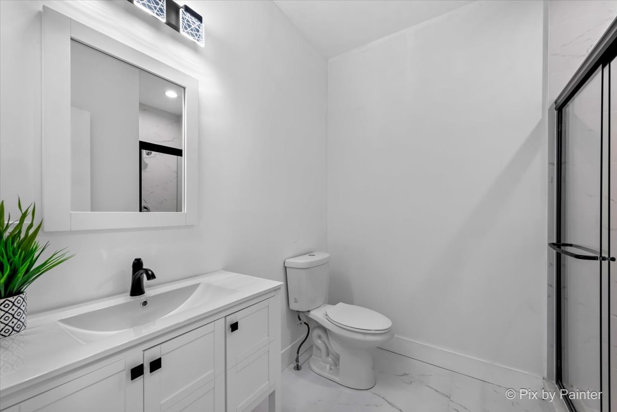 1426 N Talman Avenue Unit: B