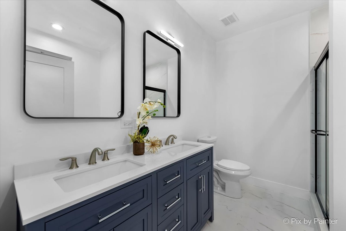 1426 N Talman Avenue Unit: B