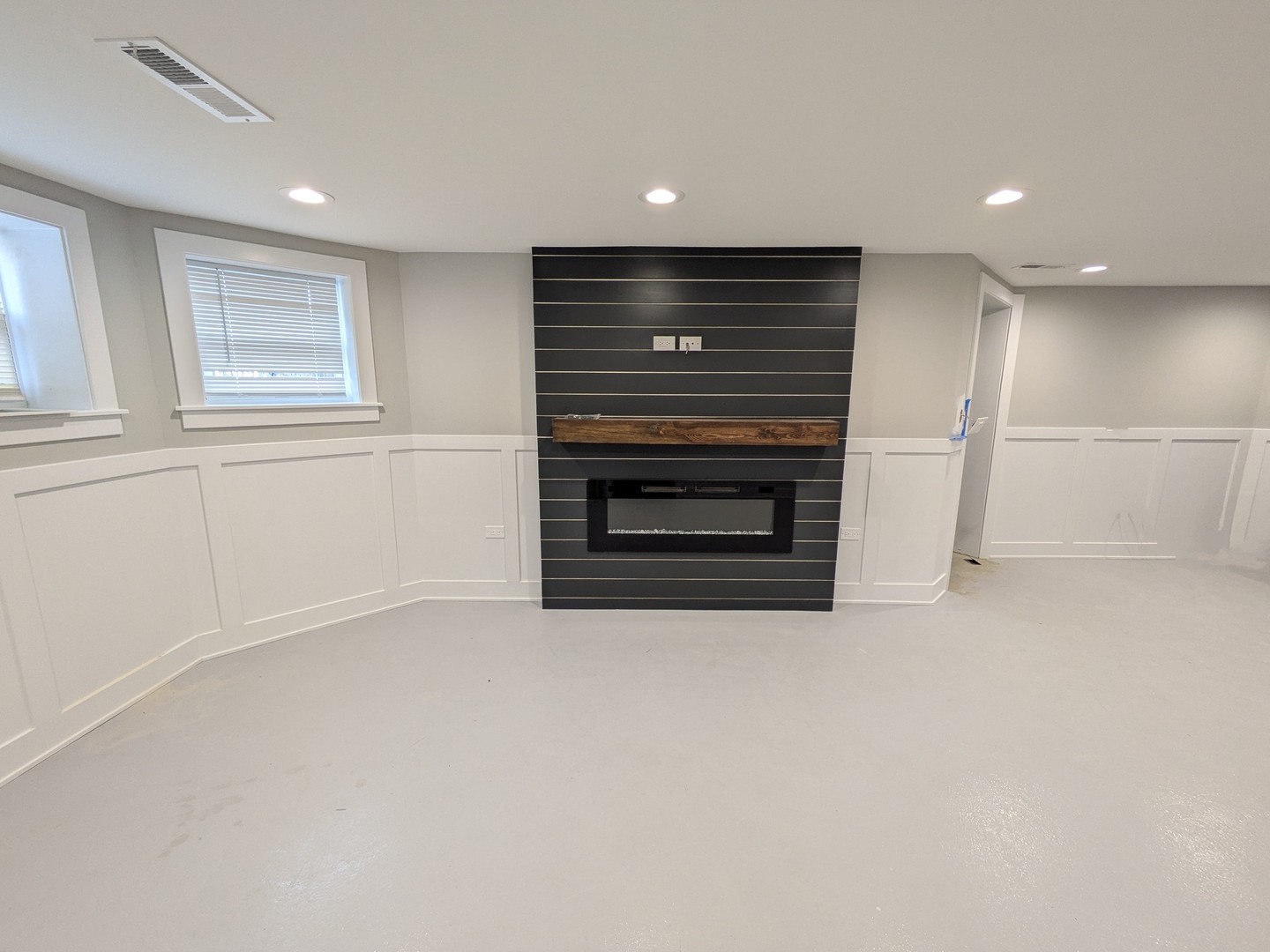 2434 N Harding Avenue Unit: G