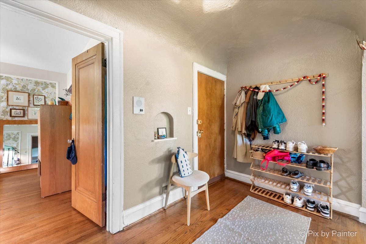 2335 W Farwell Avenue Unit: 3N