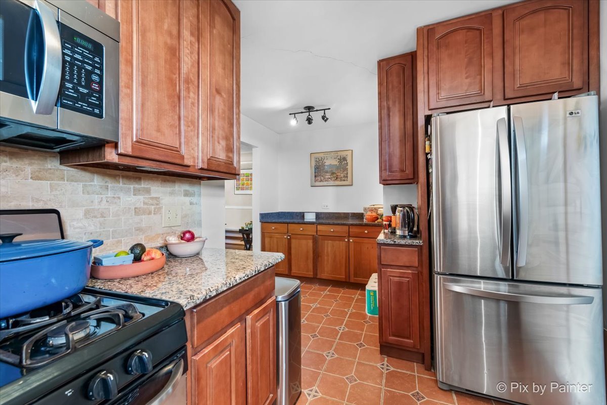 2335 W Farwell Avenue Unit: 3N