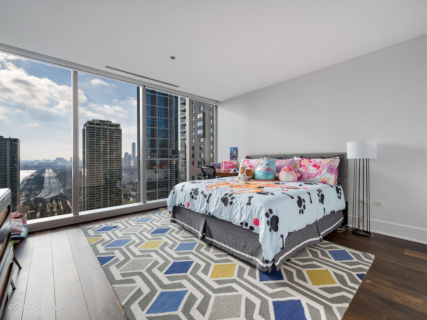 363 E Wacker Drive Unit: 2003