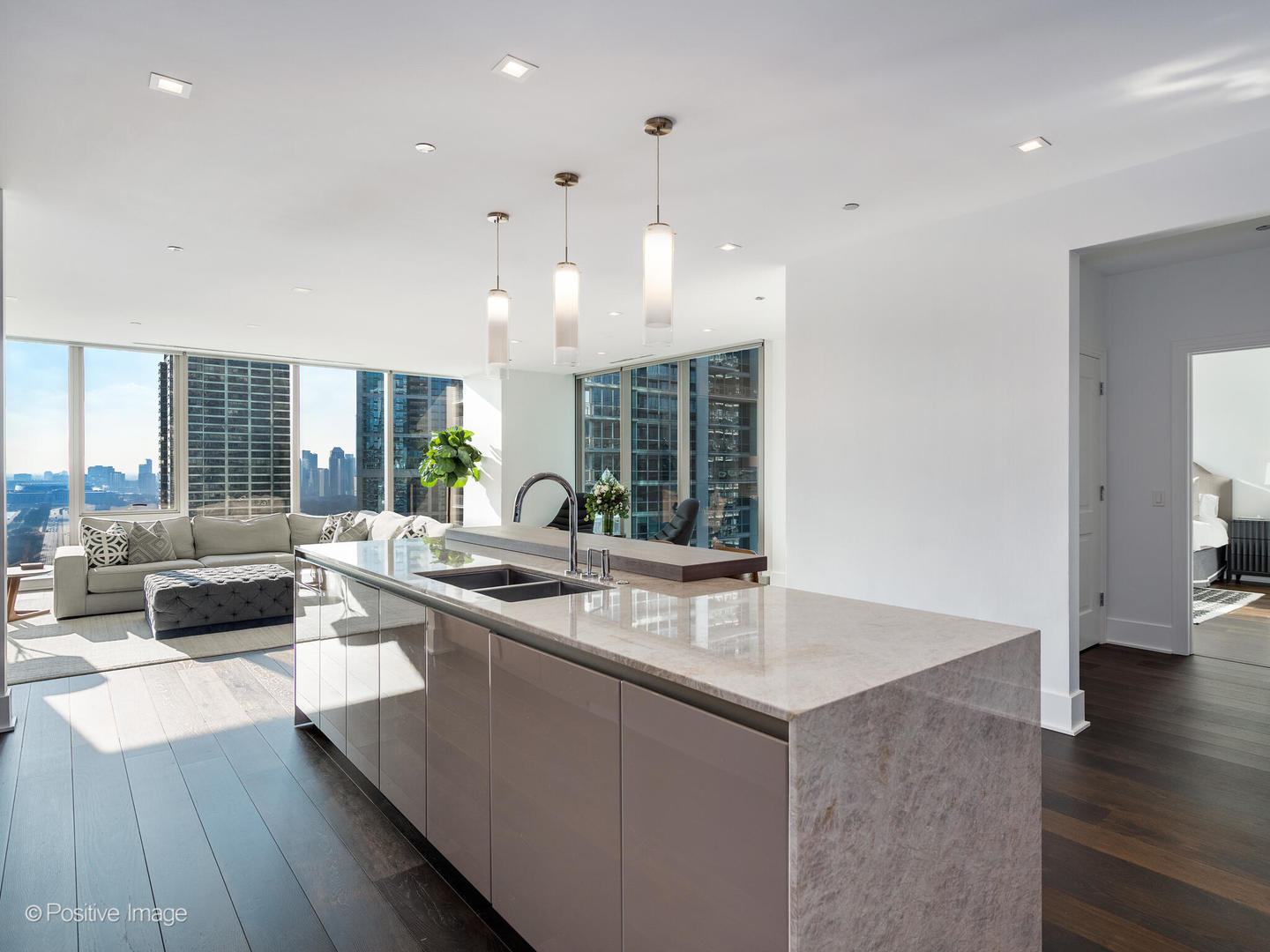 363 E Wacker Drive Unit: 2003
