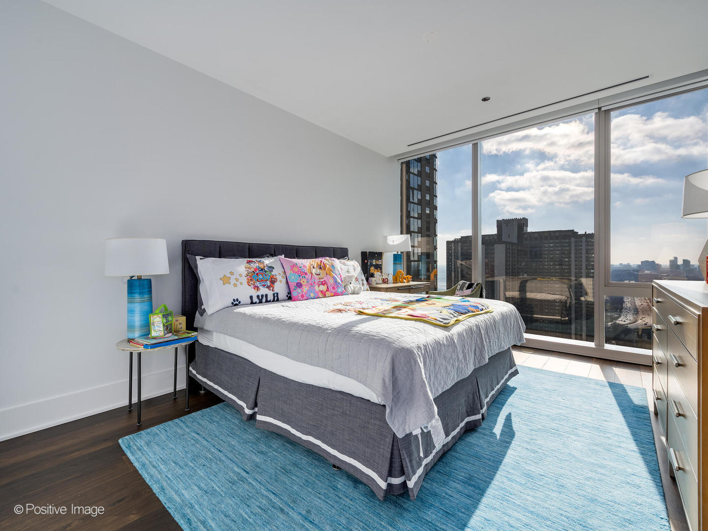 363 E Wacker Drive Unit: 2003