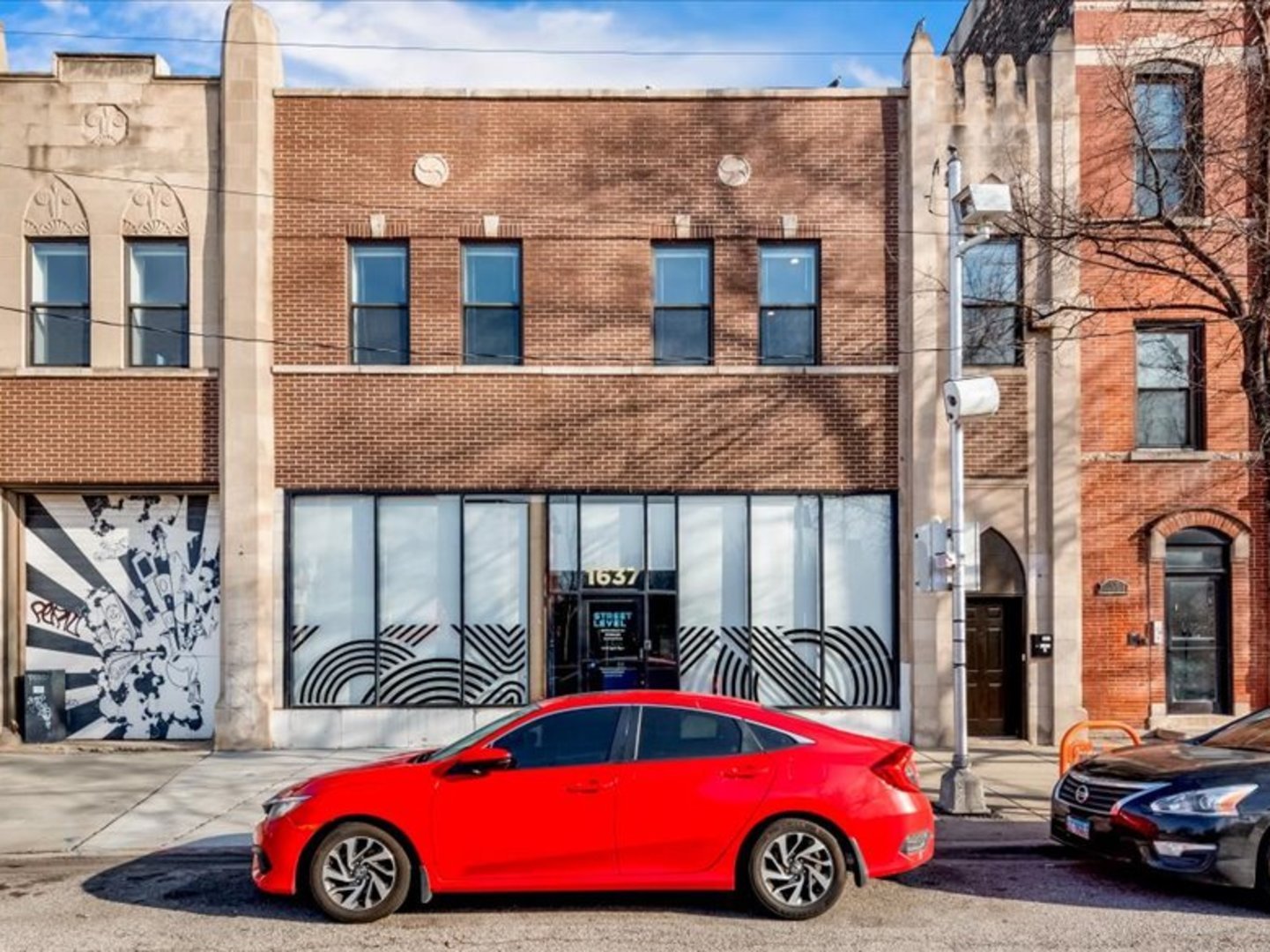 1637 N Ashland Avenue Unit: 2