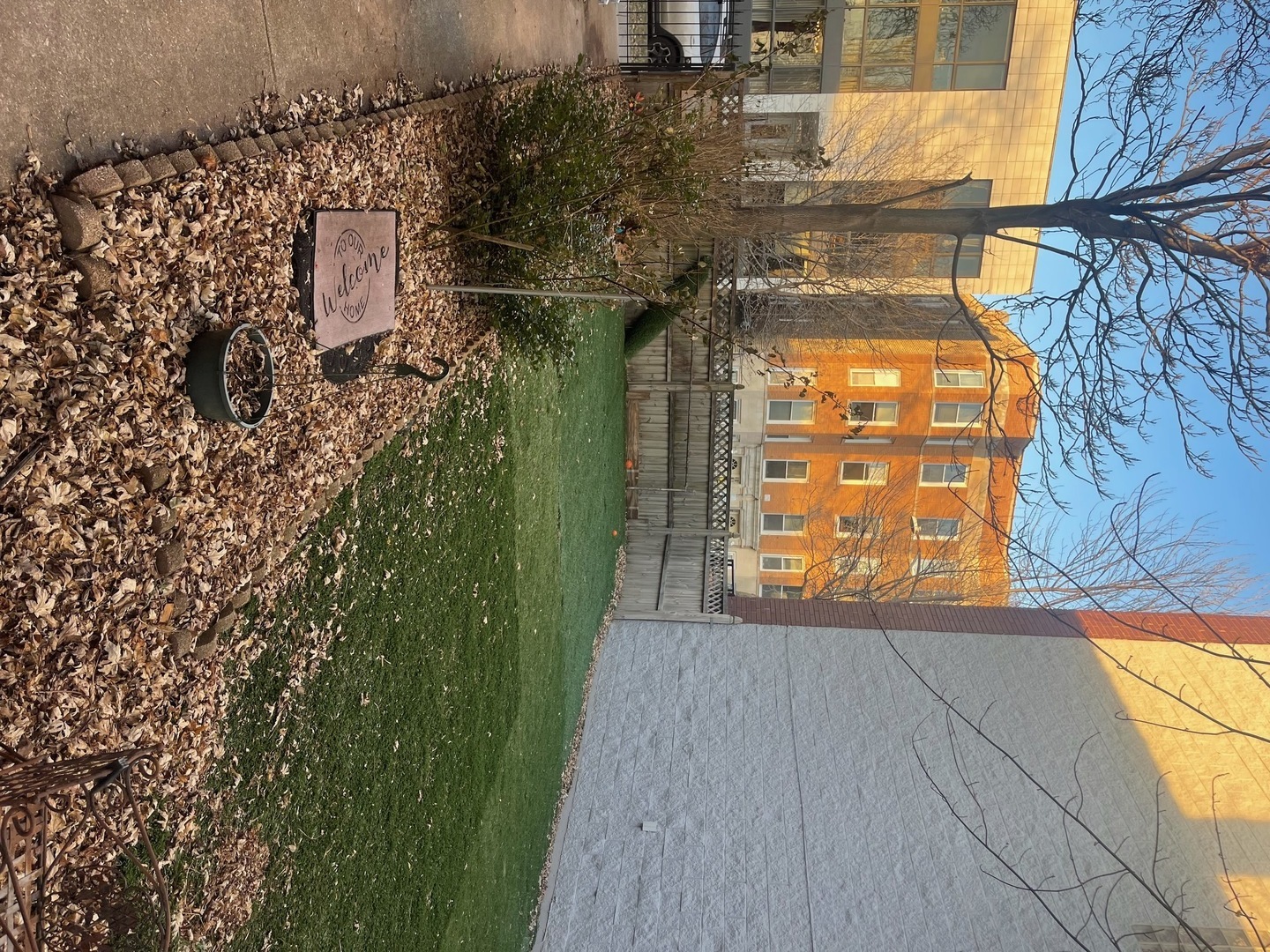 2329 W Huron Street Unit: 1B