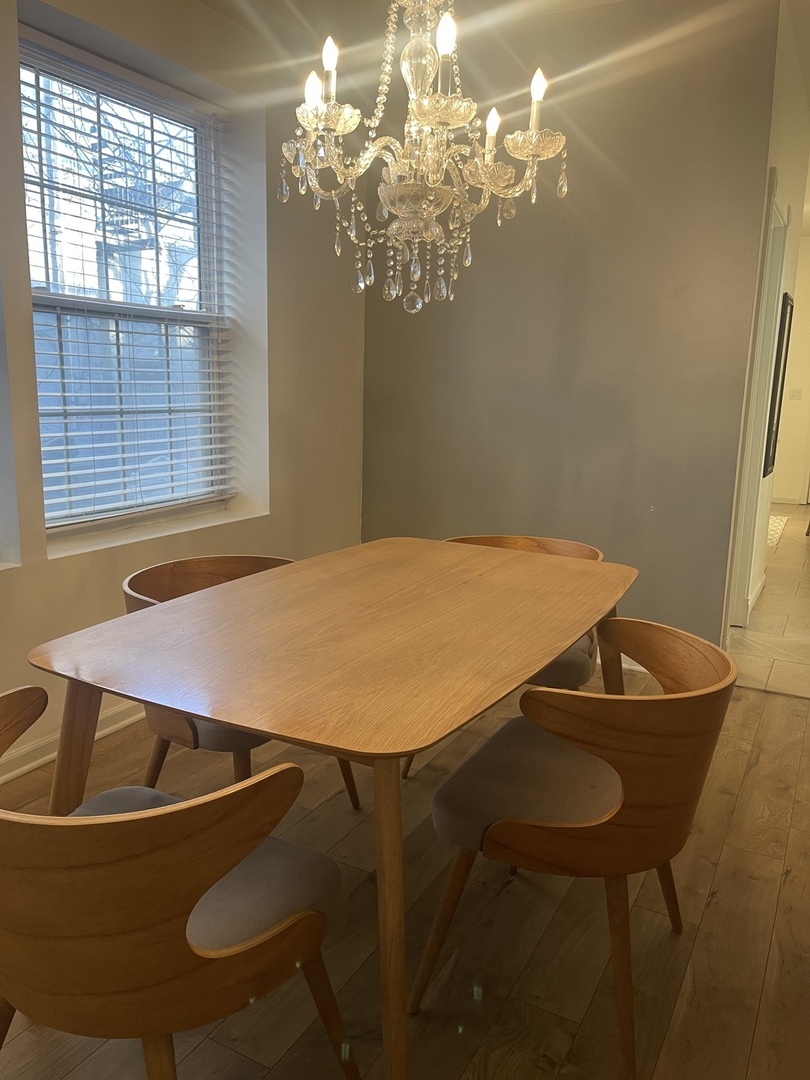 2329 W Huron Street Unit: 1B