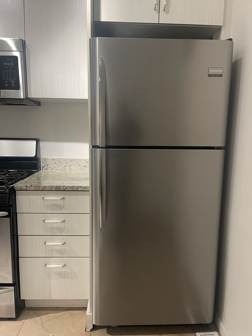 2329 W Huron Street Unit: 1B