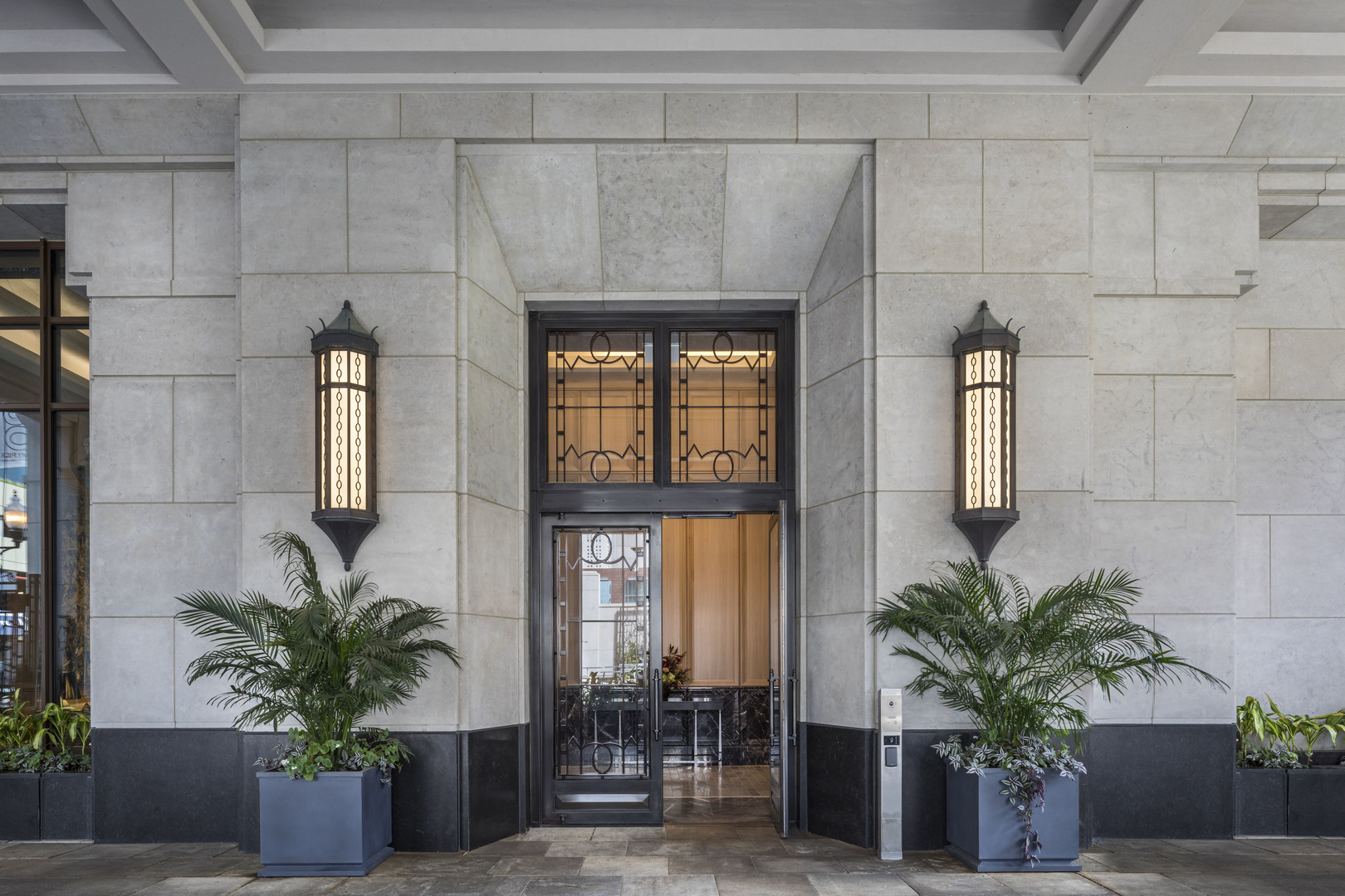 451 E Grand Avenue Unit: 5205