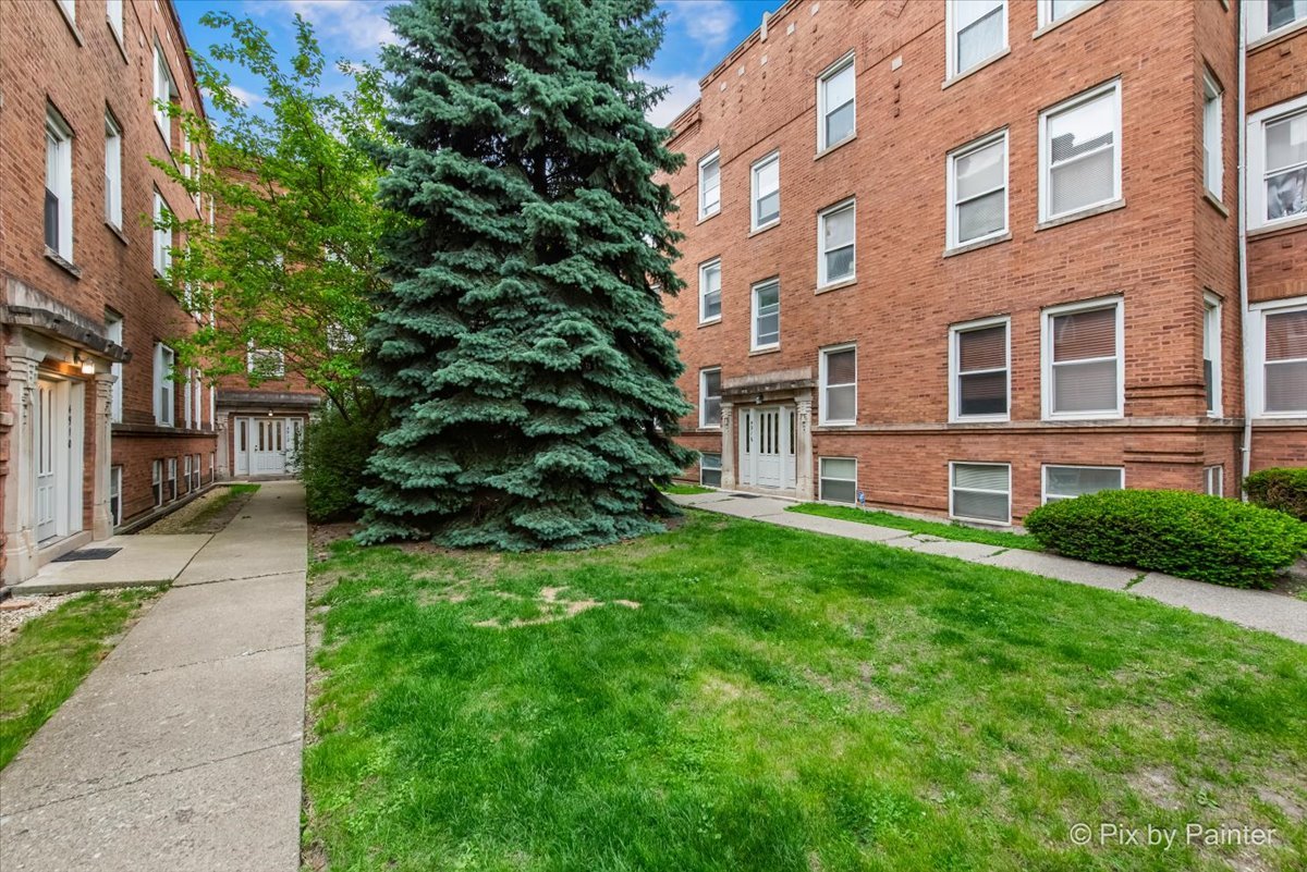 4912 N Kedzie Avenue Unit: 2E