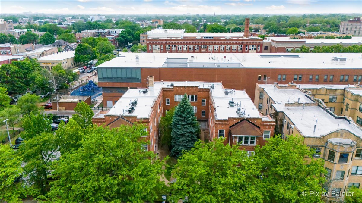 4912 N Kedzie Avenue Unit: 2E