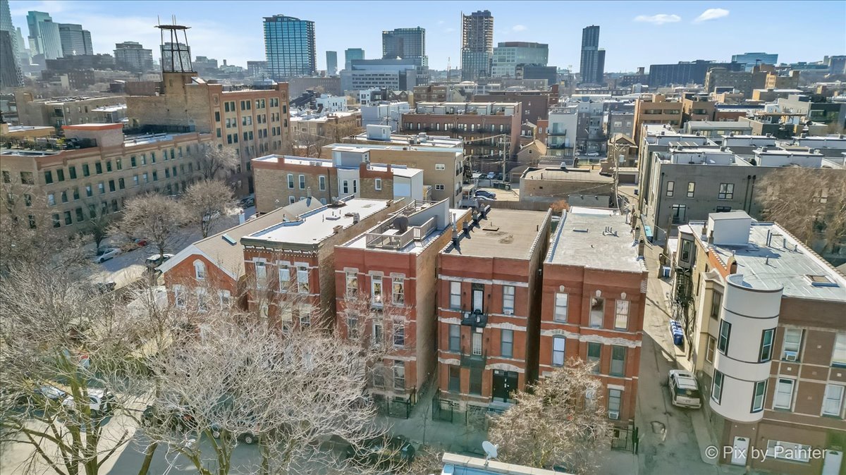 1411 W Ohio Street Unit: 2R