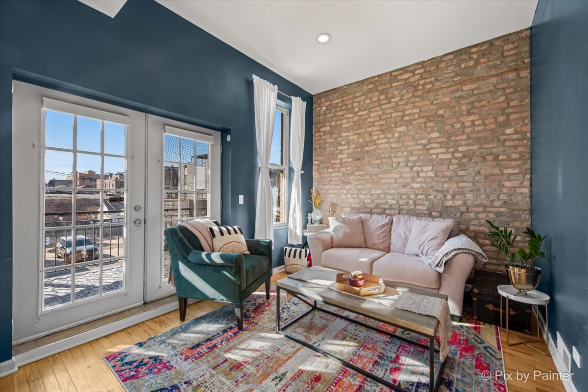 1411 W Ohio Street Unit: 2R