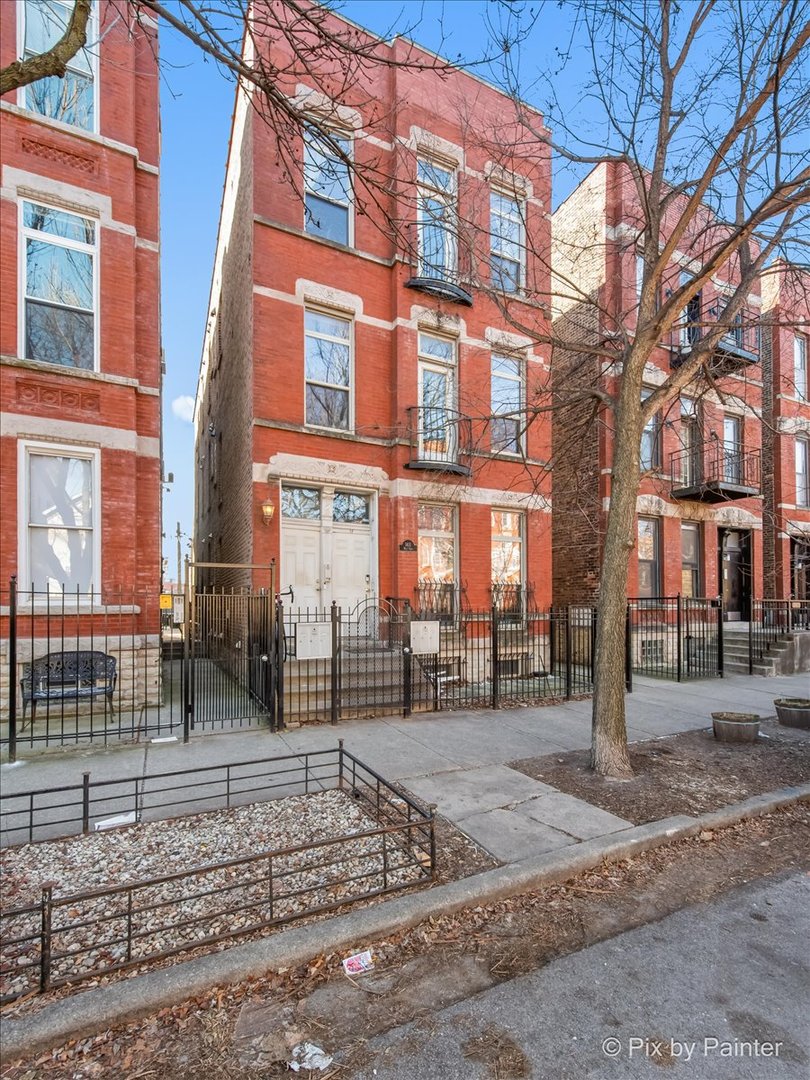 1411 W Ohio Street Unit: 2R