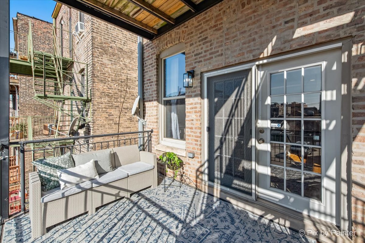 1411 W Ohio Street Unit: 2R