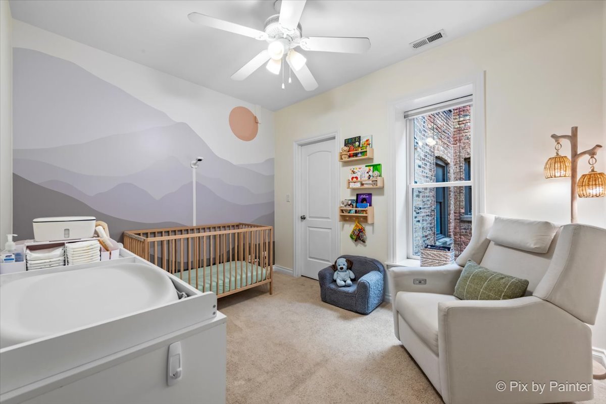 1463 W Winnemac Avenue Unit: 2E
