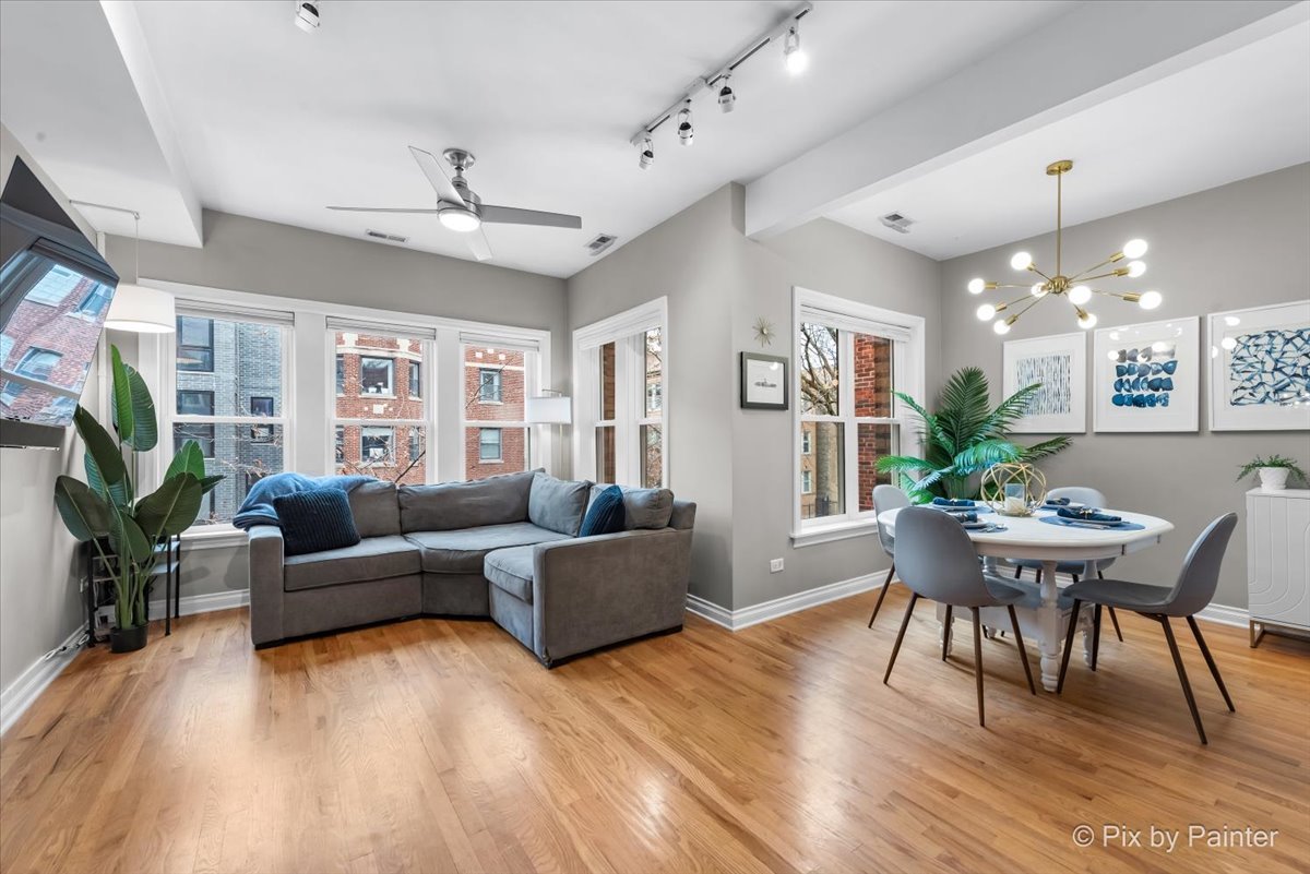 1463 W Winnemac Avenue Unit: 2E
