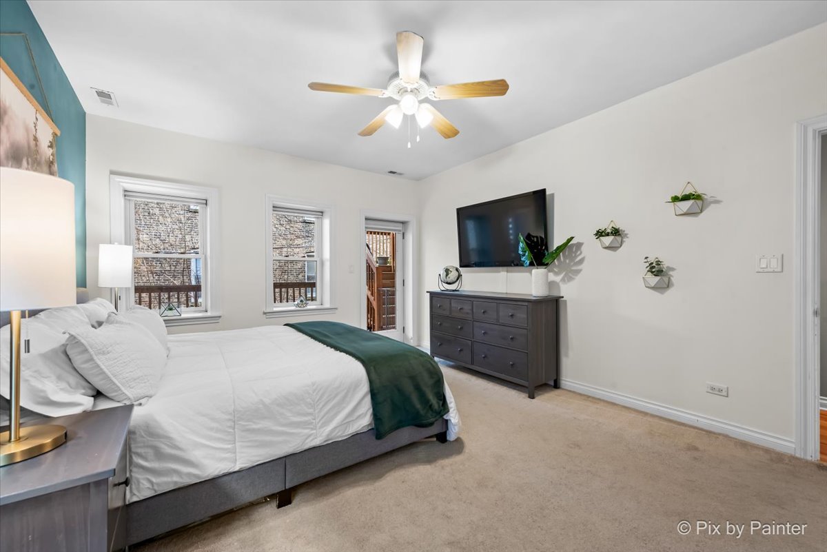 1463 W Winnemac Avenue Unit: 2E