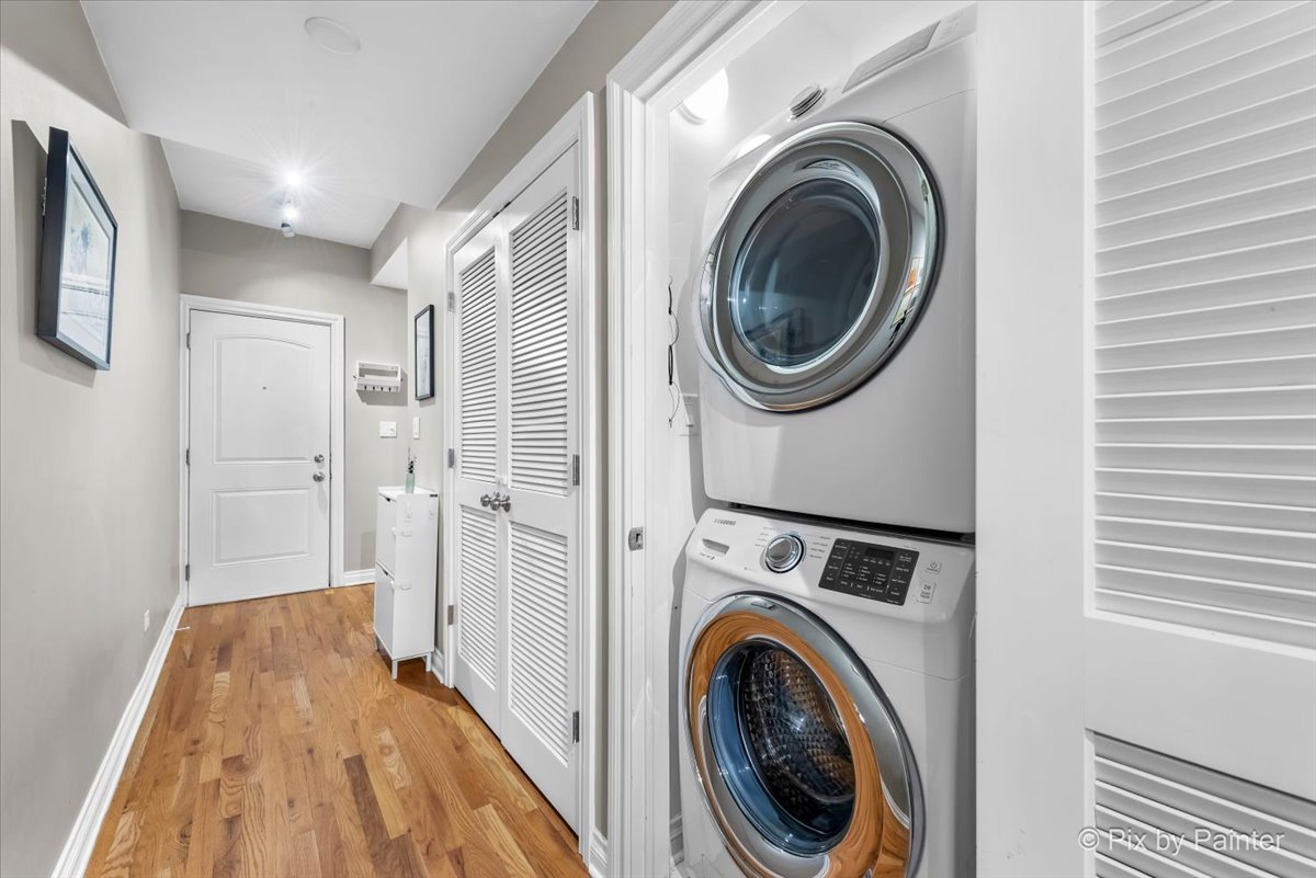 1463 W Winnemac Avenue Unit: 2E
