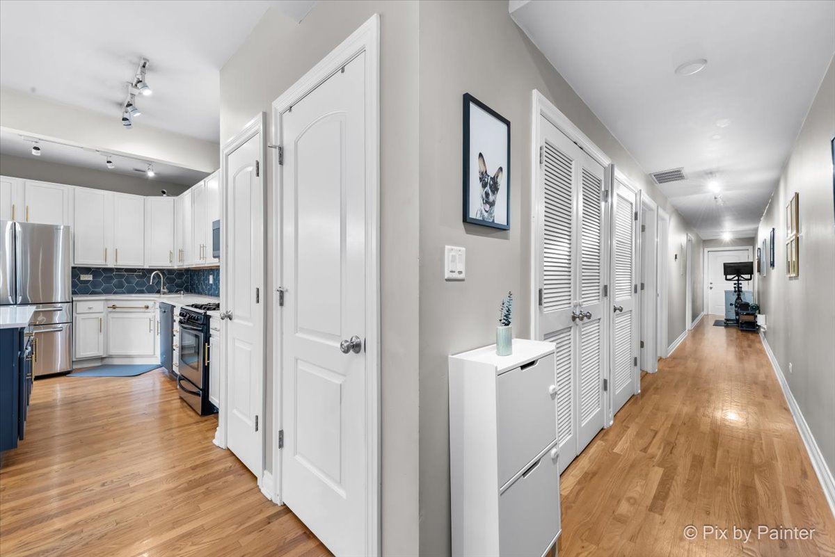 1463 W Winnemac Avenue Unit: 2E