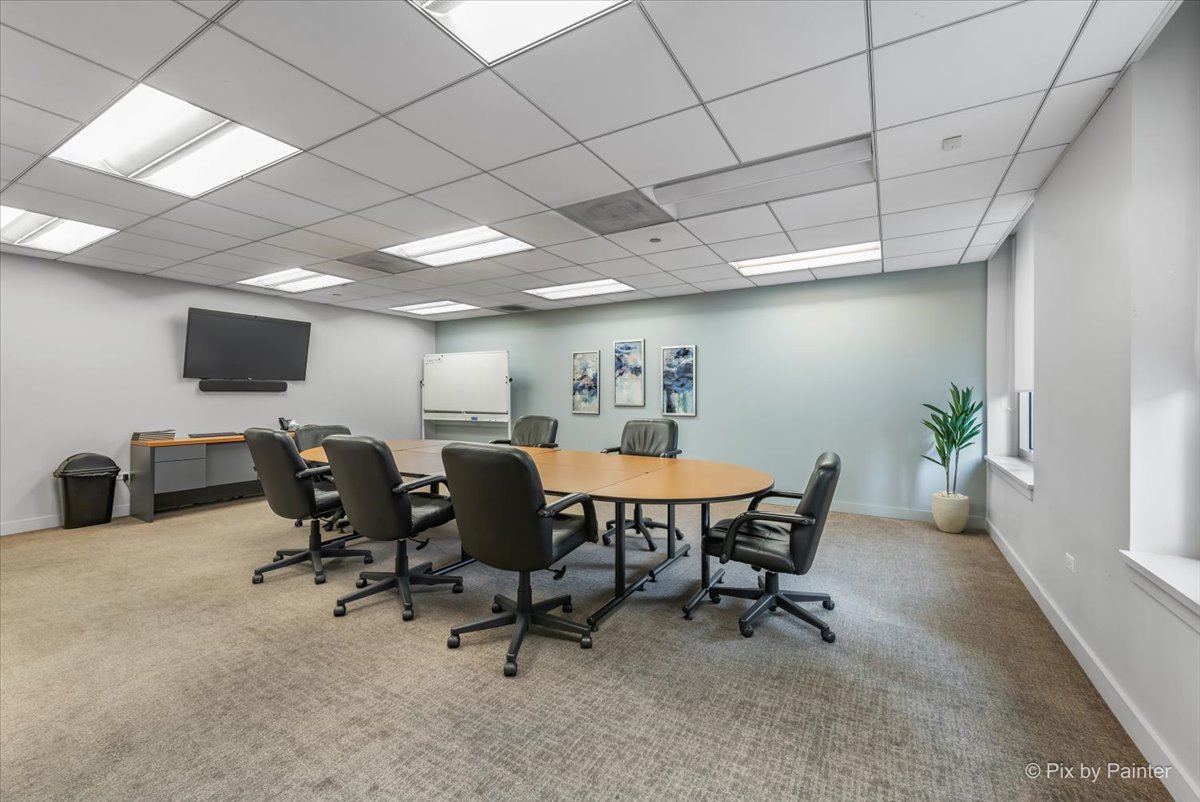 530 N Lake Shore Drive Unit: 2607