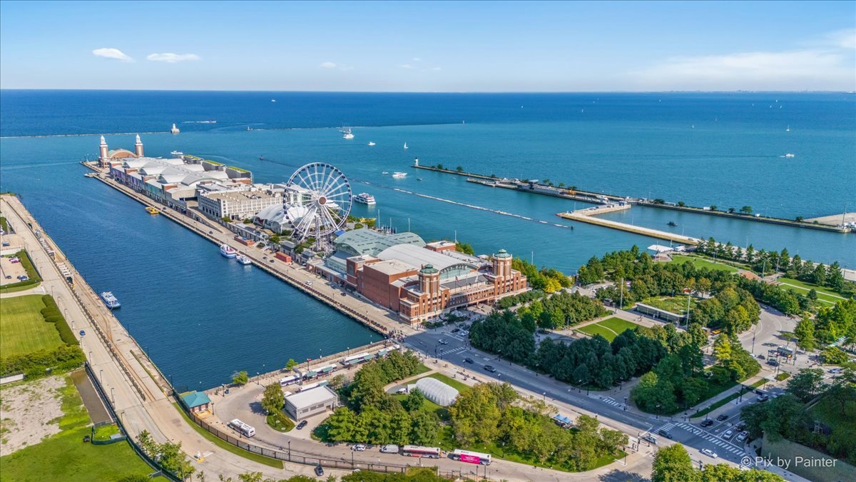530 N Lake Shore Drive Unit: 2607
