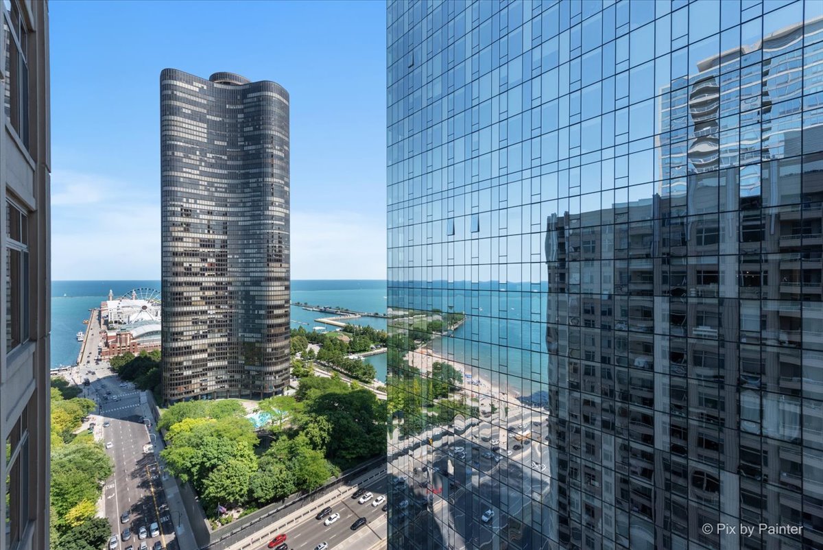 530 N Lake Shore Drive Unit: 2607