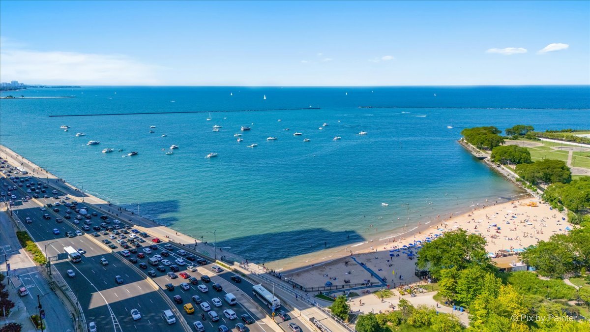 530 N Lake Shore Drive Unit: 2607