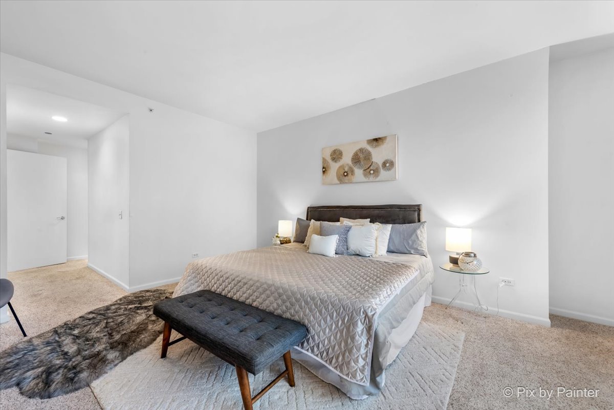 530 N Lake Shore Drive Unit: 2607