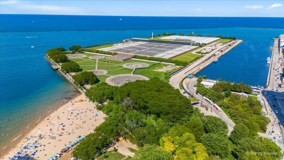 530 N Lake Shore Drive Unit: 2607