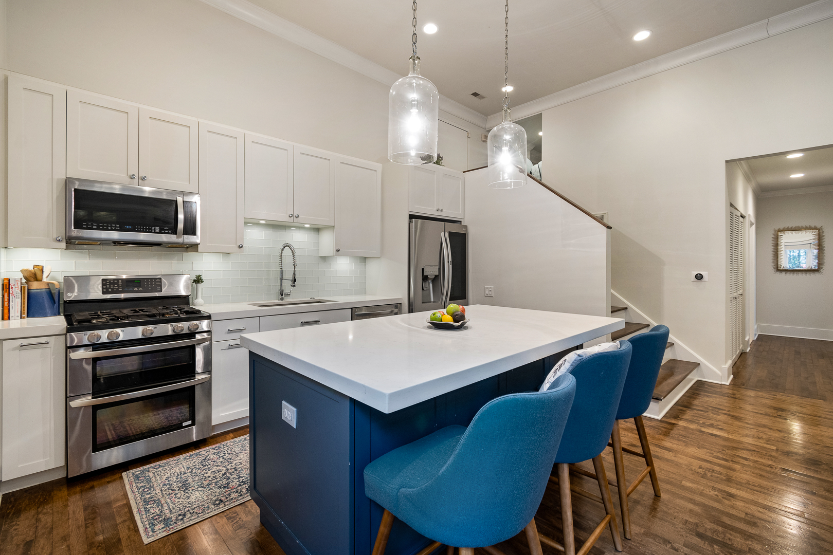 1222 N Wolcott Avenue Unit: 1N