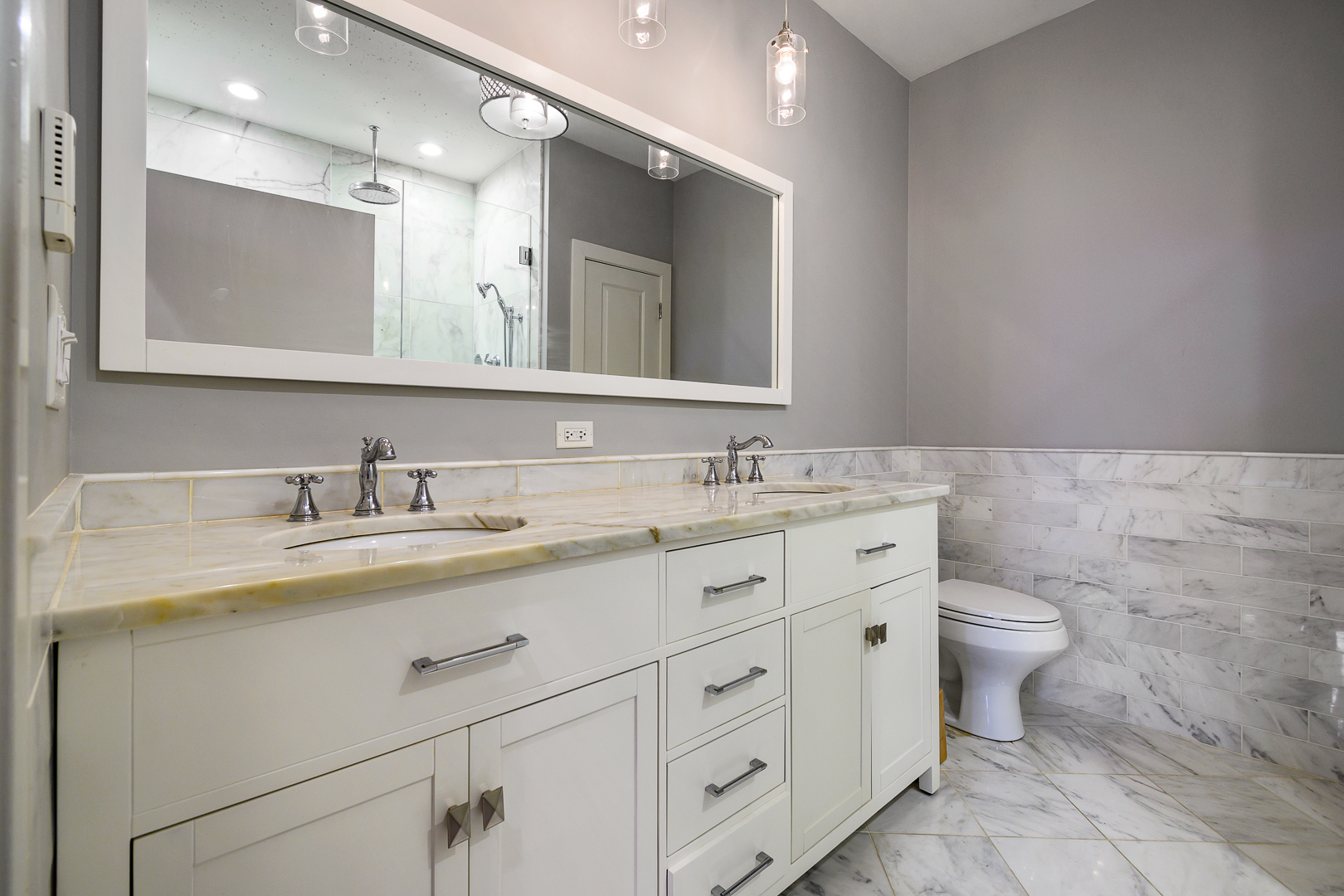 1222 N Wolcott Avenue Unit: 1N