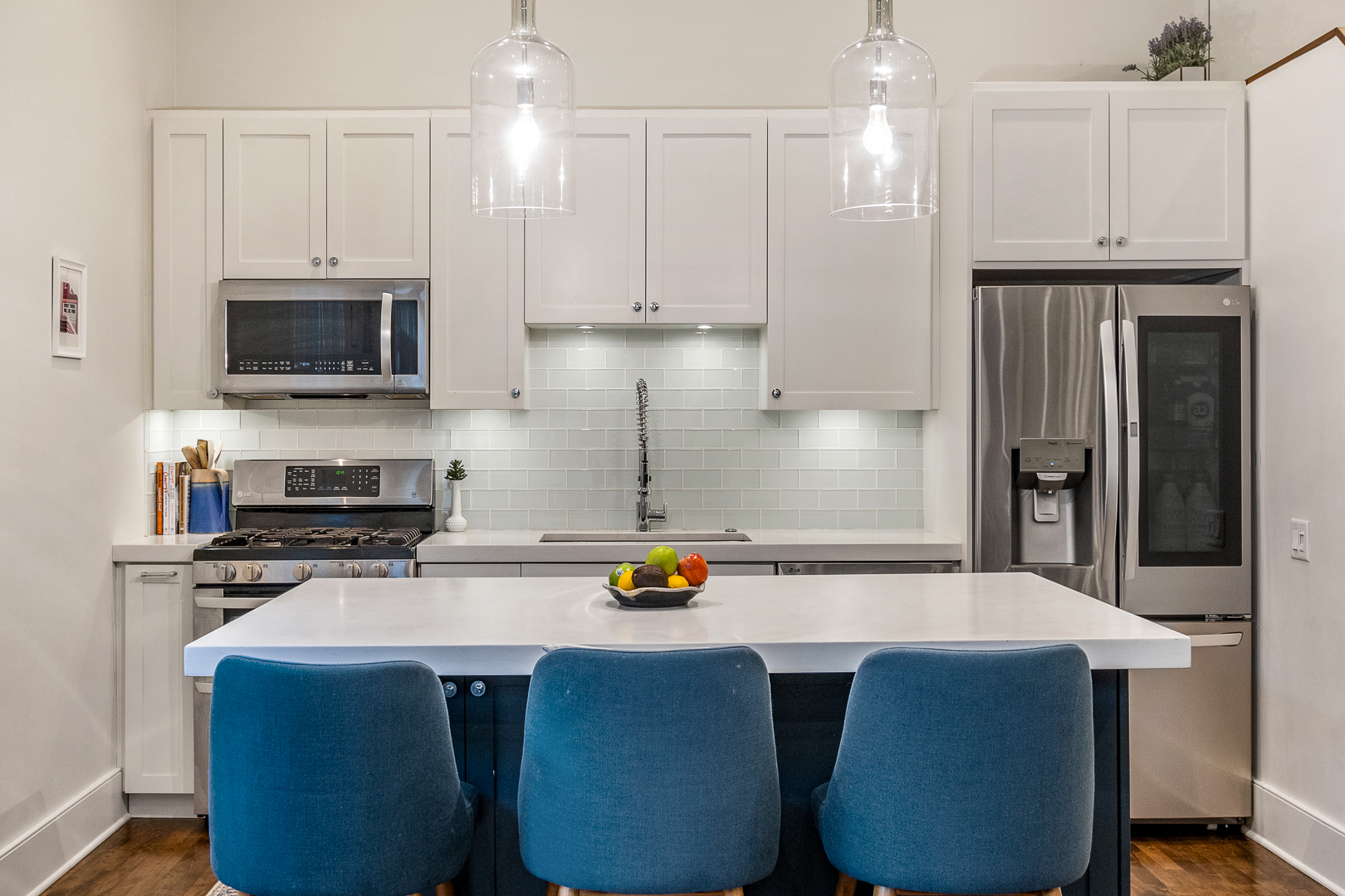 1222 N Wolcott Avenue Unit: 1N