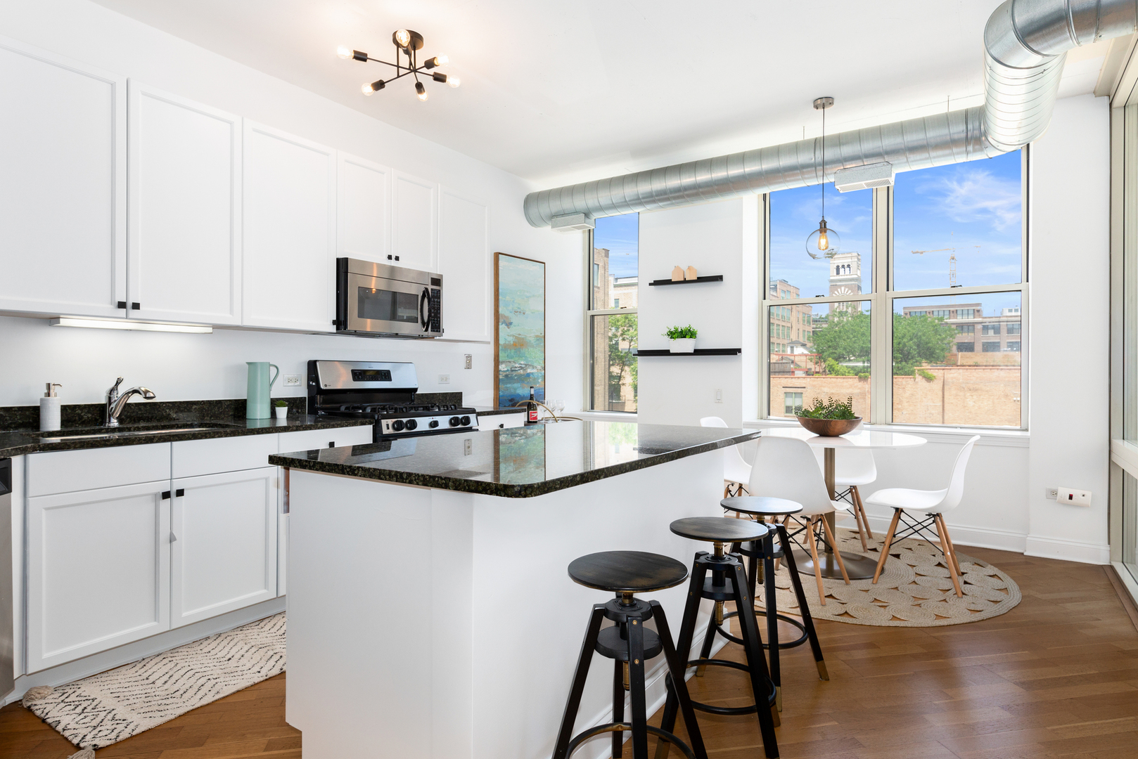 1001 W MADISON Street Unit: 311