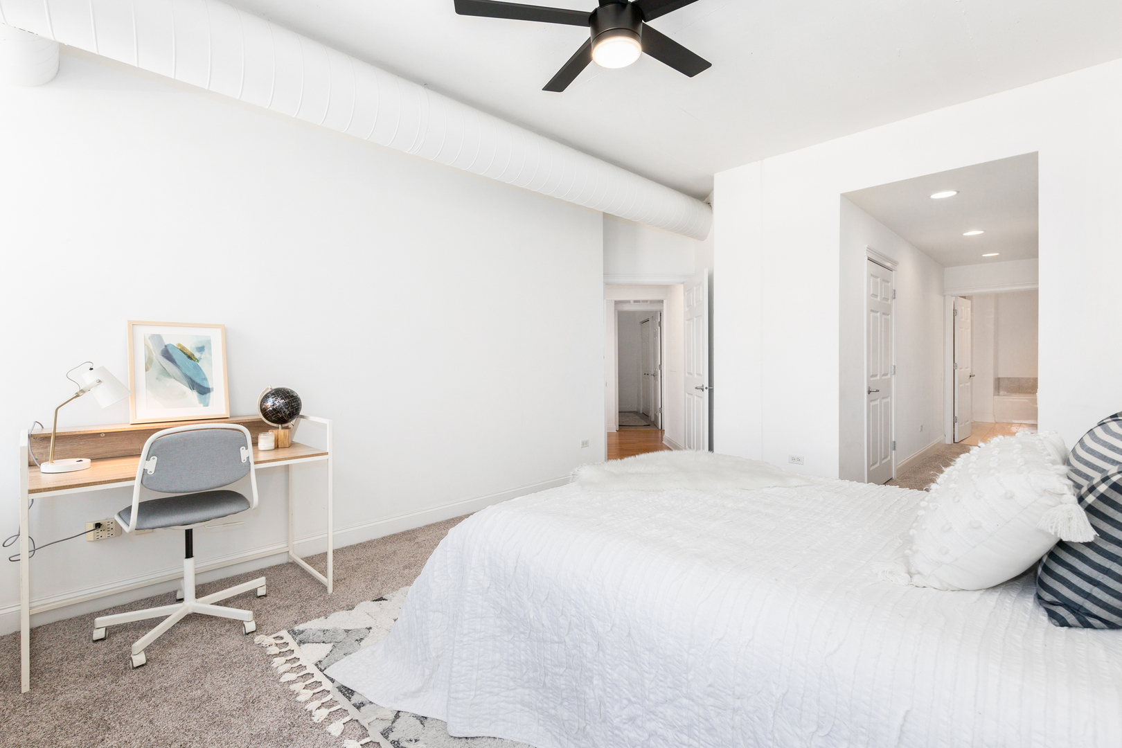 1001 W MADISON Street Unit: 311