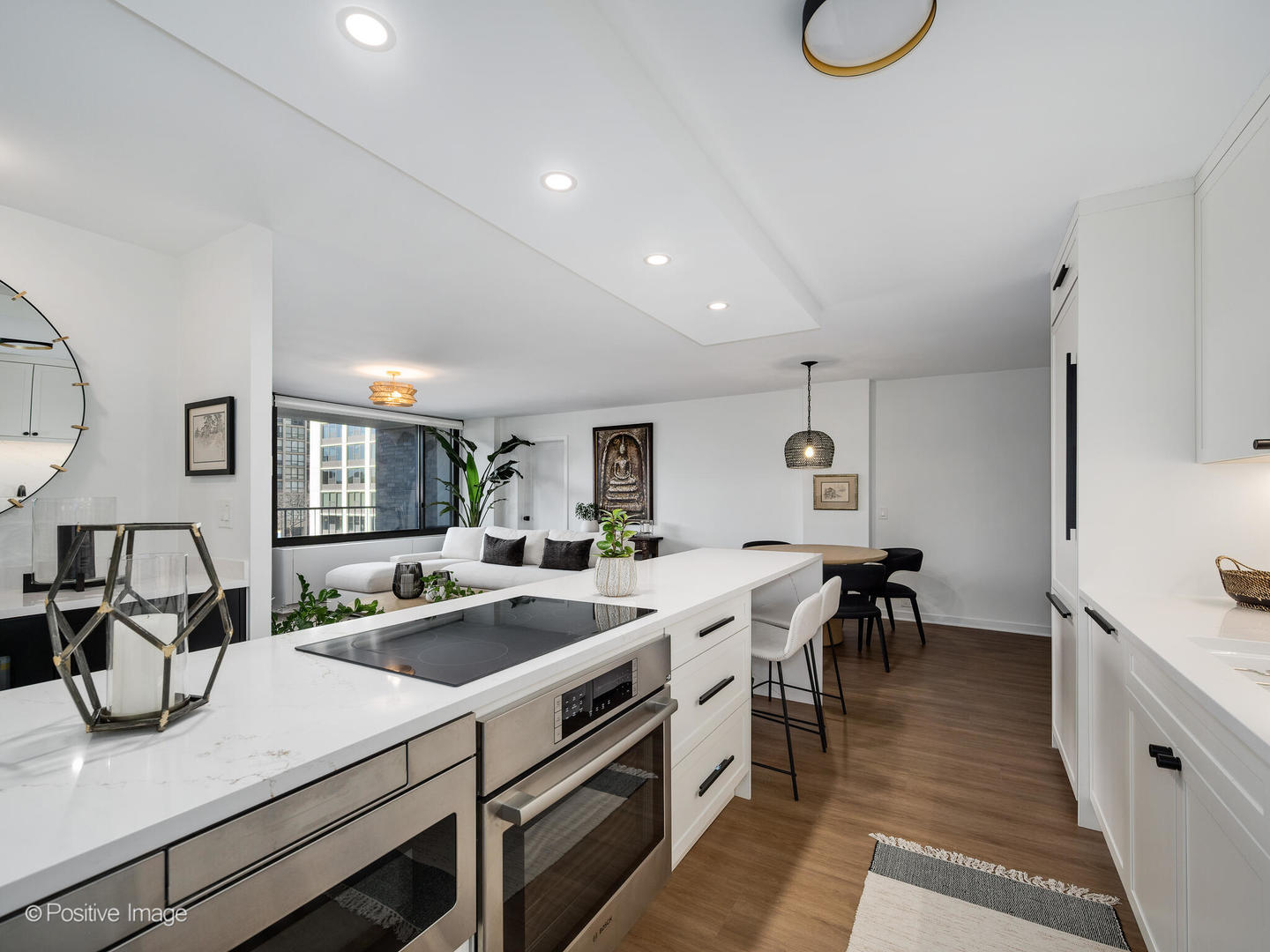 1555 N Sandburg Terrace Unit: 405K
