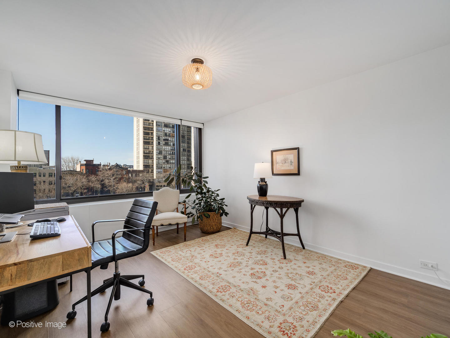 1555 N Sandburg Terrace Unit: 405K